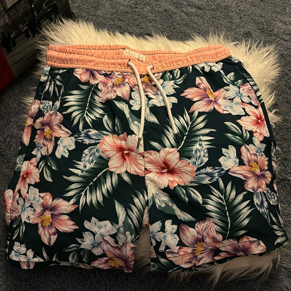Public Record Men’s Multi-Floral Swimming Shorts~Size S
